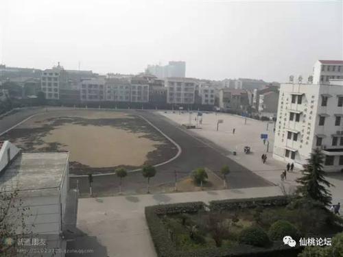 通报仙桃一中网上教学事故(仙桃一中和八中哪个好) 通报仙桃一中网上教学事故(仙桃一中和八中哪个好)