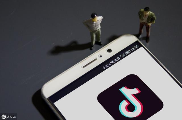 抖音漫画推荐入口在线观看(抖音漫画小程序入口知守推)