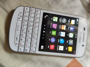 黑莓q20安卓软件流畅(黑莓q20能用安卓软件吗)