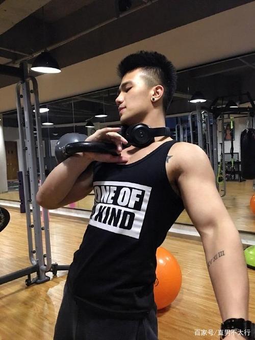 那个社交软件帅哥多(哪一个交友软件的帅哥多)