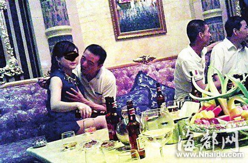 晚会上领导吃我奶还(“领导晚会上的不雅行为,详细揭示事件真相”) 晚会上领导吃我奶还(“领导晚会上的不雅行为,详细揭示事件真相”)