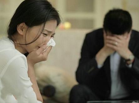 老婆出轨时给老公打电话(“老婆出轨时给老公打电话:揭秘婚姻危机中的沟通与心理”) 老婆出轨时给老公打电话(“老婆出轨时给老公打电话:揭秘婚姻危机中的沟通与心理”)