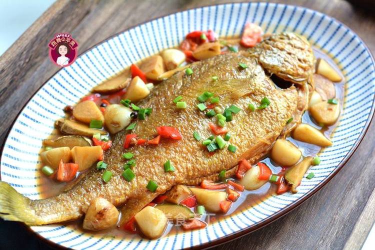 蒜烧小黄鱼是哪个地方的菜(蒜烧小黄鱼:地方特色美食的详细解析) 蒜烧小黄鱼是哪个地方的菜(蒜烧小黄鱼:地方特色美食的详细解析)