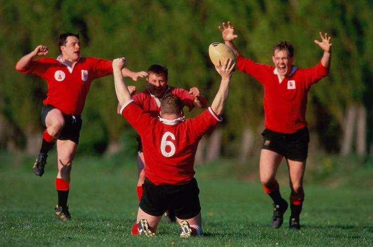 四个人换着玩的过程叫什么(四个人换着玩的过程:团队互动与角色转换的艺术) 四个人换着玩的过程叫什么(四个人换着玩的过程:团队互动与角色转换的艺术)