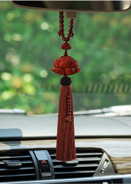 男女倒插莲花是什么意思啊(男女倒插莲花：揭秘其含义与文化背景)