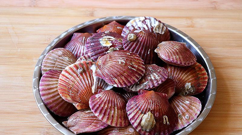 吃宝宝下面的小扇贝(宝宝小扇贝:美味营养的海鲜佳肴) 吃宝宝下面的小扇贝(宝宝小扇贝:美味营养的海鲜佳肴)