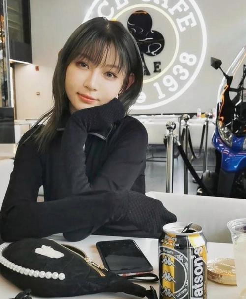 痞幼吃鸡是怎么回事(漂亮的保姆3韩国免费)