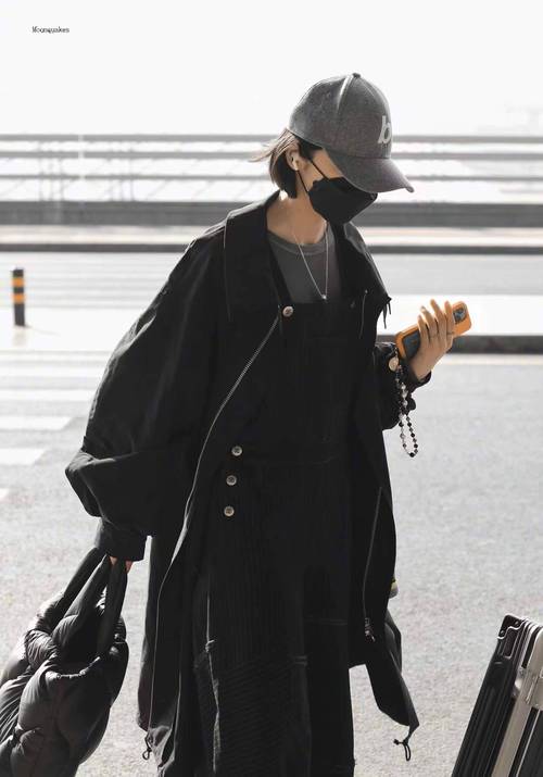 迈开腿让学才尝尝你的草莓(满肚子浓精涨走路调教)