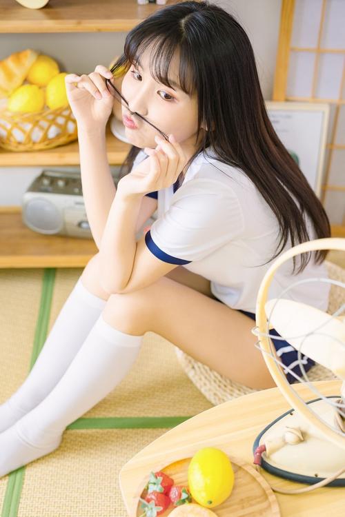 半夜翁公吃我奶第七十章(宝宝s在里面好不好)