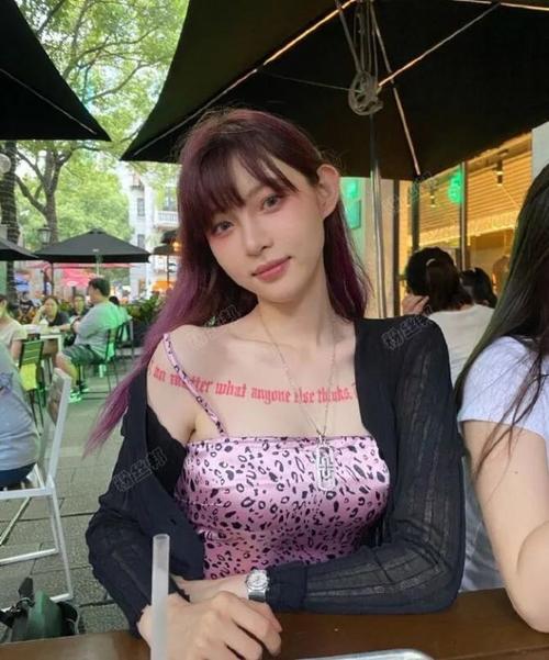 痞幼吃鸡是怎么回事(漂亮的保姆3韩国免费)