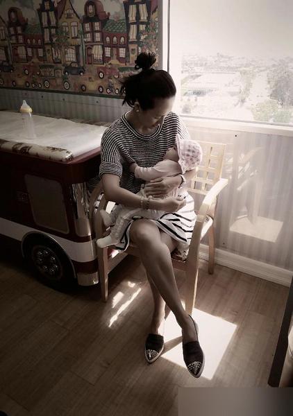 大胸年轻继拇HD无码