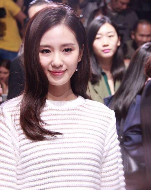 外逃美女老板送外卖(玩唐嫣赵丽颖郑爽杨幂刘亦菲)