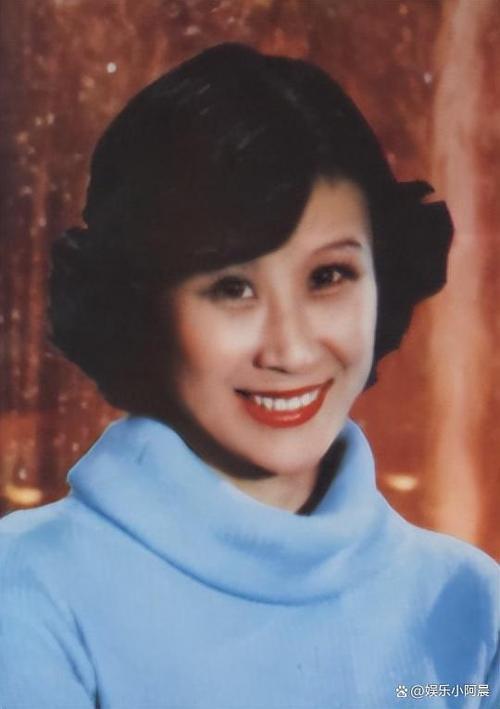离婚姐姐说想做可以找她(李老汉小芳的性日记)