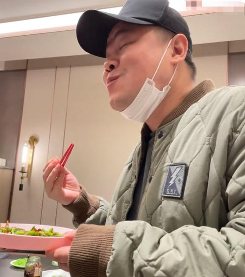 岳把我用嘴含进满足我(越海全文提灯小豆子)