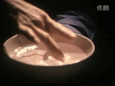 你好大你慢一点我疼国产片(你看你的水喷的到处都是若)