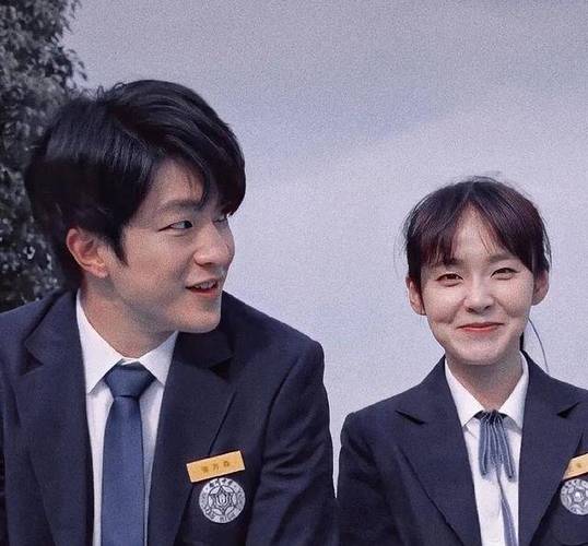 大团圆结局公交车5(大胸年轻继拇HD无码)