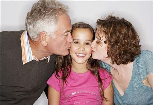 咬你1v1胖姜花阮棠(爷爷总是趴在妈妈身上睡觉英语)