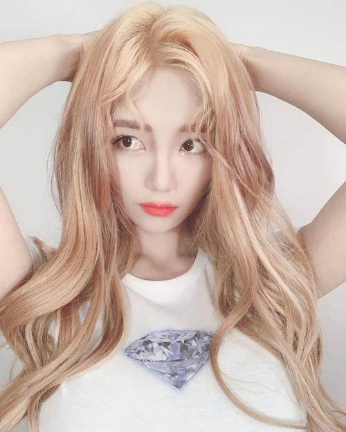 ZZTT155.CCM黑料太阳(それゆけまりんちゃん在线)