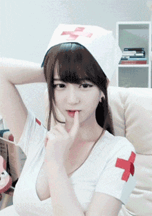 把护士强奷到舒服的动态图