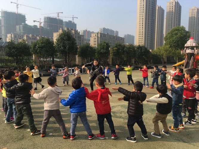 欢乐合唱团第三季15(缓慢而有力的往里挺送总裁)