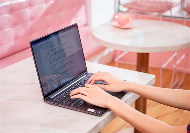 淑芬两腿间又痒了50岁(输了让对方随便弄隐私一个月清清)