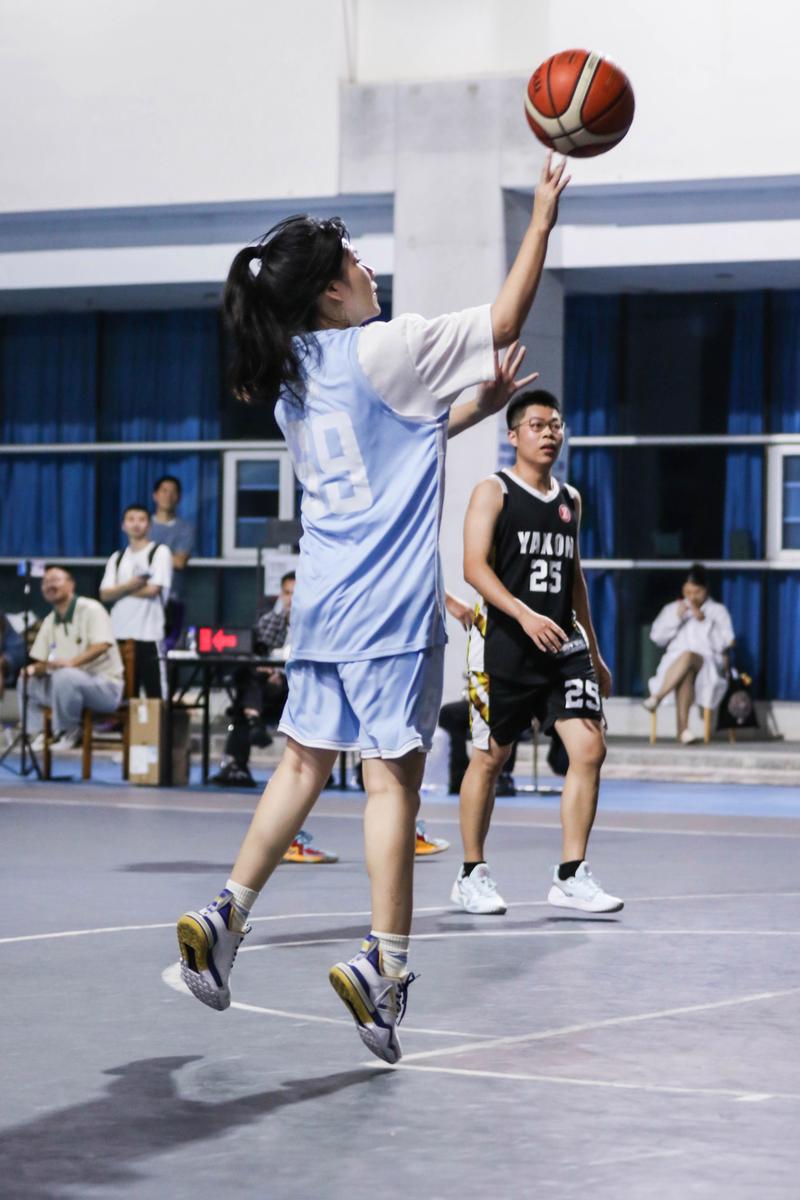 吧篮球(吧篮球吧)