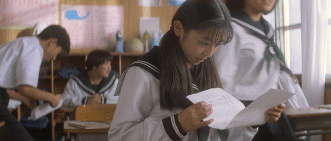 班长哭着说不能再抠了会坏(夏季校服太薄看见女同学怎么穿)