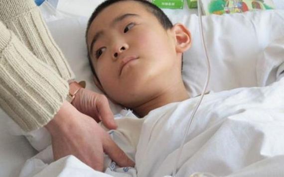 宝宝我找到你的敏感点了(宝宝自己塞进去别掉出来)