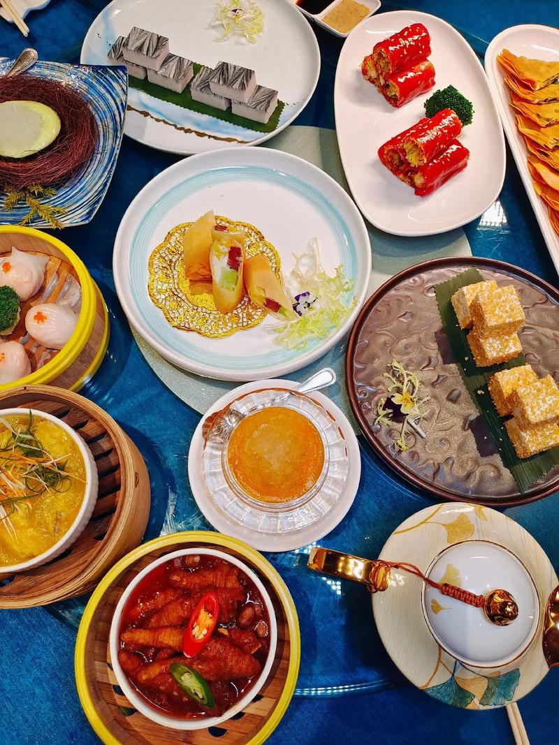 液态欲望数不尽雨山前原文无弹窗(一边吃着葡萄一边扒开小括号)