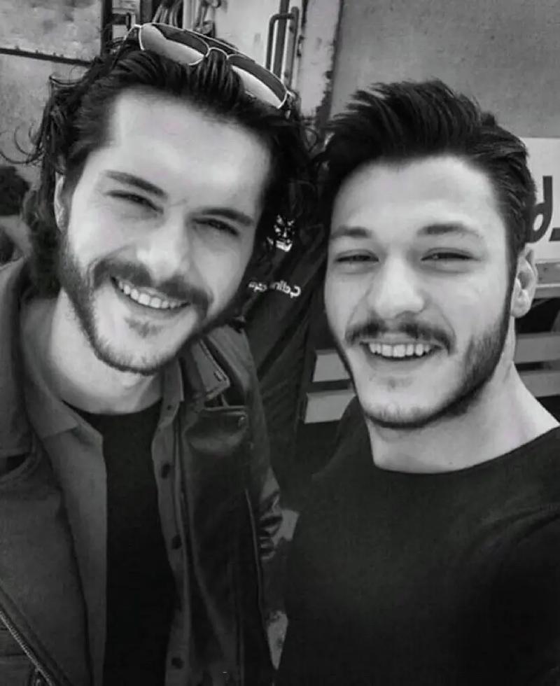 俄罗斯18一19SEX性(俄罗斯x xo o)