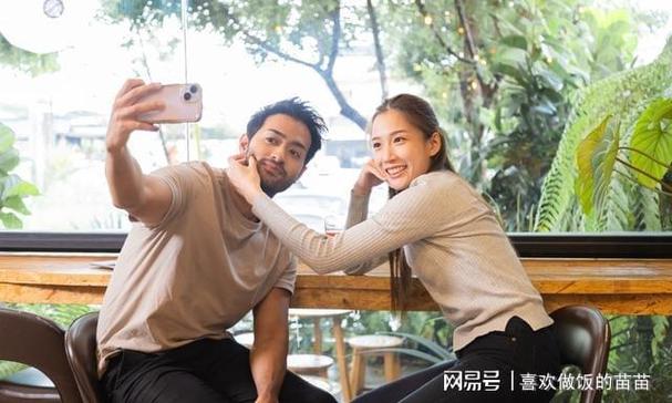 5个男人躁我一个爽(6080新觉伦午夜中文字幕)