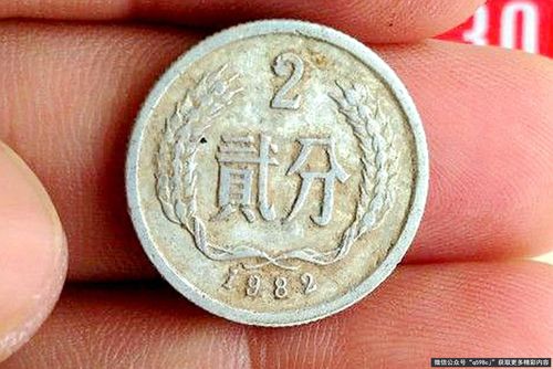 如何学会隐身术硬币(如何用一枚硬币变魔术)