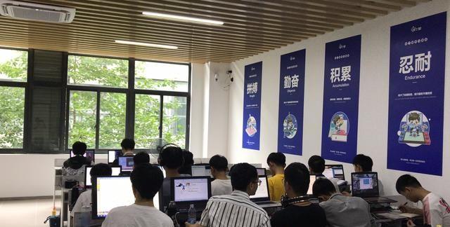 哪的java培训班好(比较好java培训班)