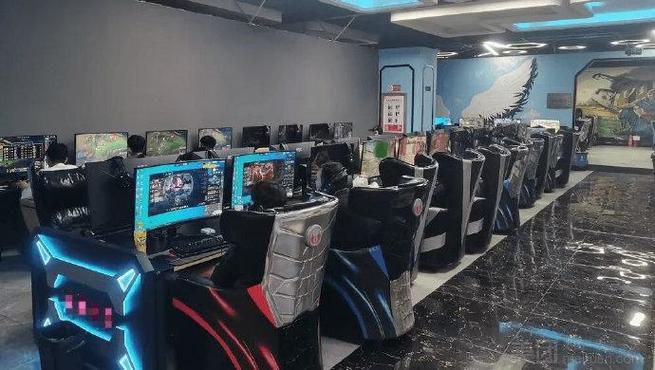 cf聊天室手机最新版本(cf聊天室安卓手机中文版)