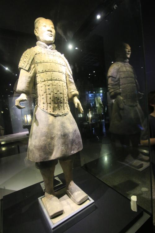 兵马俑华清宫一日游报团(兵马俑华清宫一天够玩吗)